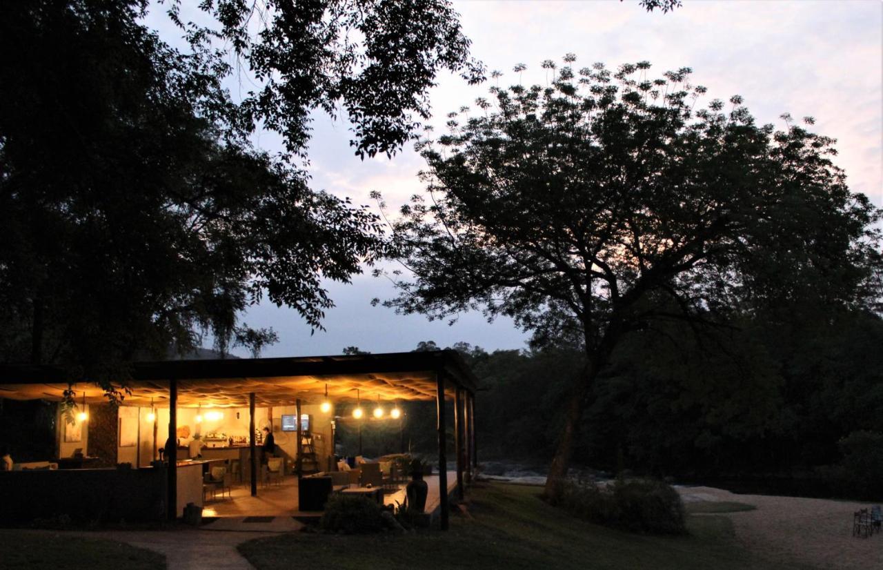 Lions Rock Rapids - Luxury Tented Camp Хейзивью Экстерьер фото