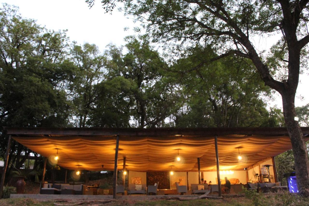 Lions Rock Rapids - Luxury Tented Camp Хейзивью Экстерьер фото